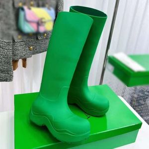 Bottes d'hiver pour femmes, mode genou classique lettre originale, Sexy, Slim, tube Long, chaussettes en laine élastique, bottes de pluie chaudes et douces pour dames