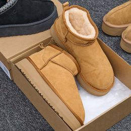 Femmes Bottes de plate-forme australiennes d'hiver Ultra Mini Boot pour hommes chaussures de fourrure de cheville chaude en cuir 01