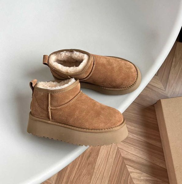 Botas de plataforma australianas de diseñador de botas ultra mini de invierno para mujer Botines de piel de tobillo cálidos de cuero real Zapato lujoso El mismo modelo para celebridades de Internet