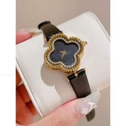 Vrouwen polshorloge mode alhambra cleefly luxe horloge Vanly vintage high -look fashionbaar licht waterdichte dames busje vrouwen kijken rr7m