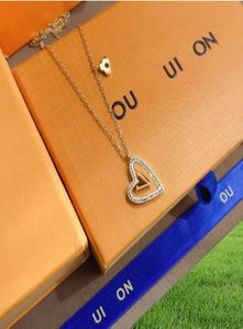 Dames039S exclusieve luxe liefde hangers kettingen geselecteerd paar hangende ketting ontwerper sieraden accessoires 18k goud vergulde5840894