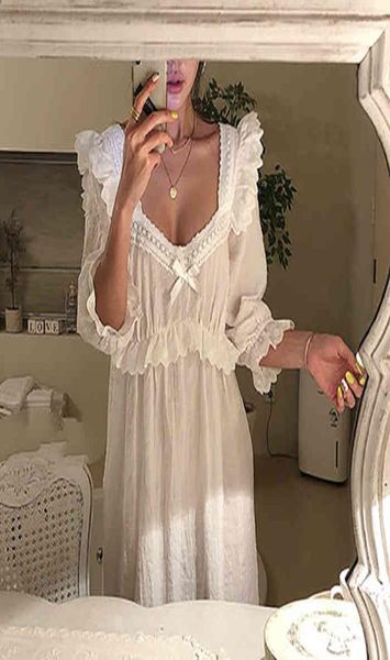 Women039s Vestido lolita de encaje blanco Cuella de princesas Princesas Sleepshirts Vintage Ladies Nightdress Nightdress lindo Sleepwear5463713