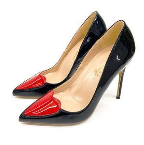 Dames039S schoenen 2021 Nieuwe zwartwit glanzend lakleer hoge hakken sexy slanke hakken puntige tenen met rood hart vrouwen pompen la8085482