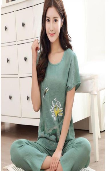 Femmes039s vêtements de nuit Femme Summer Plus taille pyjamas Set Chinois Lotus Floral Imprimerie courte à manches courtes Capri Pantal
