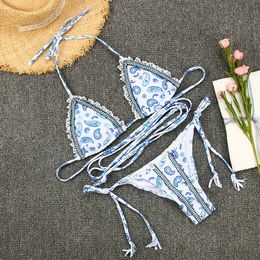 Mujeres 2 piezas Triángulo de impresión Bikini Sets Criss Halter Cross Top Boho Tie Swimsuits 240416