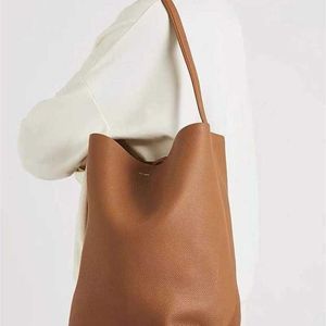 Femmes 2 Taille le sac fourre-tout en rang pour les sacs de femme Luxurys sac à main seau d'épaule de créateur authentique pochette en cuir cross-body embrayage moyen grand cordon