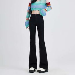 Mujeres 2024 Autumn High Winst Horseshoe Slimmming Pantalones de micro bengala con jeans de borde irregular estadounidense