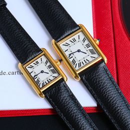 Reloj de pareja de marca de diseñador para mujer y hombre Reloj de movimiento de cuarzo de lujo Exquisita correa de cuero pequeña Regalo de pareja exquisito y de moda