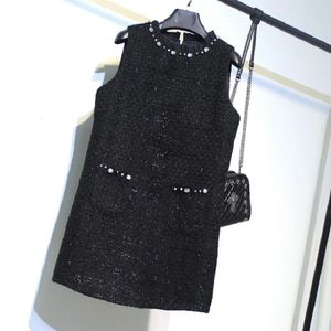 Dames herfst winter zwarte tweed geurige wind handgemaakte kralen mouwloze tanktop jurk 240520