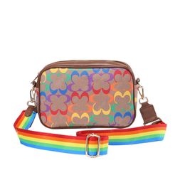 Bolso para mujer Bolsos para teléfonos móviles Compras de viaje de alta gama Bolso bandolera de un solo hombro Cuero de PU Bolsos pequeños versátiles de moda y personalizados 5A