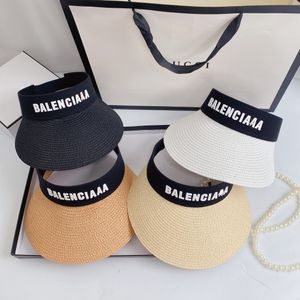 Womens Balencaga lente en zomer ontwerper Visors vakantie reisbrief afdrukken 4 kleuren stro hoed 10a