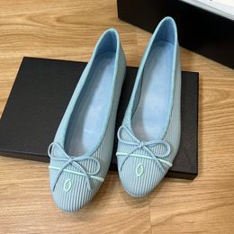 Chaussures de chaussures de ballet pour femmes limons en toile classiques glissa sur des espadrilles filles glisses noires rouges bleu mules extérieur chaussure de loisirs luxueux tongs chaussures décontractées