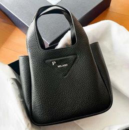 Basket Womens Triangle Designer Sac authentique en cuir pochette luxurys sac à main