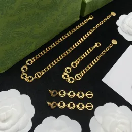 Ensemble de bijoux en or pour femmes, boucles d'oreilles de styliste, bracelets à tige, boucles d'oreilles d'amour, colliers de chaîne, cadeau de fête de luxe pour dames avec boîte 23122BDD