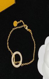 Bracelet femme avec boîte Luxurys Designers Bracelets en cristal pour femme Lettre F Bracelet pour cadeau de mariage Designer Jewerly1795018