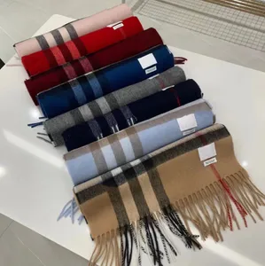 Femmes Cachemire Écharpe Classique Plaid Designer Echarpes Doux Au Toucher Chaud Wraps Avec Des Étiquettes Automne Hiver Long Foulard Châles Cadeau De Noël