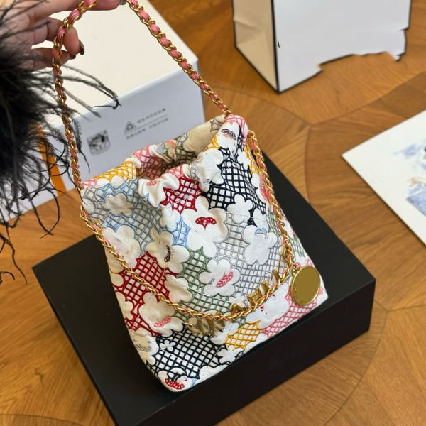 Broderie graffiti en toile pour femmes