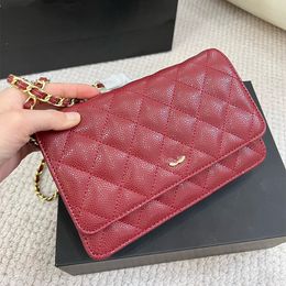 Bolsos WOC de cuero de caviar para mujer con número de serie Hardware de metal dorado Cadena Matelase Monedero cruzado para hombro Titular de la tarjeta del teléfono Pochette múltiple 5 colores 19X12.5CM