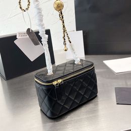 Womens Classic Quilted Vanity Box Bags Crush Gold Ball GHW Crossbody Schouder Cosmetic Case Lambskin Portemonnee Kaarthouder Outdoor Sacoche Handtassen 17X10CM