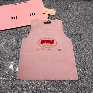 Dameskleding vrouw designer top miui zomer nieuwe mode zware industrie borduurwerk brief vereenvoudigd casual veelzijdige gebreide tanktop