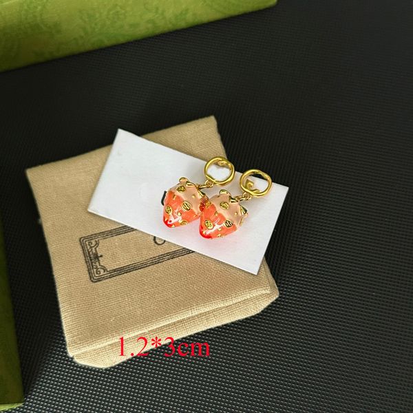 Femmes Cuivre Charme Boucle D'oreille Fraise Eardrop Designer Bijoux En Laiton Mode Amour Jamais Fading Or Plaqué Boucles D'oreilles Accessoires Couple Cadeaux