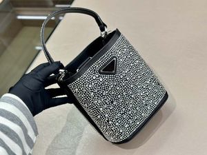 Dames designer 2023 nieuwe bucket bag luxe designertas kan met de hand worden gedragen of gekruist worden opgehangen met dubbele compartimenten