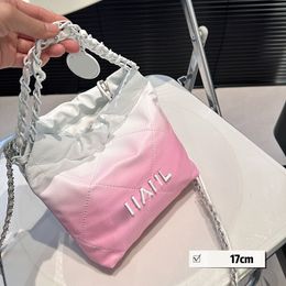 Designer pour femmes 22 mini shopping en soirée Sac à bandoulière Gradient Calfskin Lacquered Metal White-Light Pink Sac à main de grande capacité pour les dames printemps été