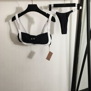 Bikini lettres de concepteur de femmes Swimwear Sexy Two Pieces Swimsuit Black Sling Bathing Fult Polyester Swim Wear