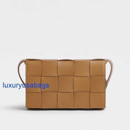 Damesontwerper Cassette Cross-Body Bag Botegaveneta Luxe Kleine/Classic Intraccio Leather Leer Cross Body Body Single Interior Zip Pocket Magnetic Sluiting 9i8y