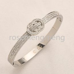 Bracelets de bracelets de marque de marque de diamant de créateur de femmes bracelets diamants en cuir fausse bracele