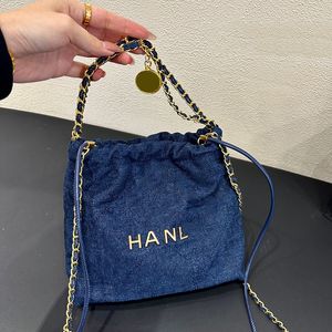 Designer pour femmes classiques Mini 22 sacs à provisions bleus avec lettre de pièce de pièce Gold Metal Hardware Matelasse Crossbodybody Sac à main
