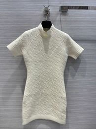 Robe de créateur pour femmes Robes d'été sexy Emed Lettre de secours 3D Vêtements de haute qualité Style académique Jupes élégantes Mode Femmes Vêtements Casual Lady Jupe