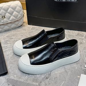 Designer schoenen voor dames Platte platformschoenen Witte schoenen zonder veters Designer muilezels Instaploafers Vrijetijdsschoenen Dikke visser off-whitedesigner schoenen