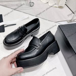 Chaussures habillées de créateur pour femmes plateforme en peau d'agneau talons bas mocassins sans lacet espadrilles ballerines sandales rétro chaussure ouverte avec des robes de jeans pour la chaussure de mariage de fête