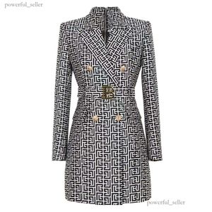 Femmes Designer Robes Marque Tempérament Minceur Taille Robe De Mode Design Sense Net Rouge Fried Street Dress 828