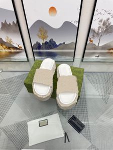 Pantoufles de créateurs de mode pour femmes, sandales à plateforme, compensées en toile, mocassins de luxe plats brodés en caoutchouc imprimés