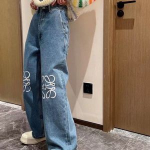 Femmes Designer Jeans Pantalon Violet Pantalon Jambes Ouvert Fourche Serré Capris Denim Pantalon Ajouter Polaire Épaissir Minceur Loewee Jeans Femmes Vêtements Broderie Impression