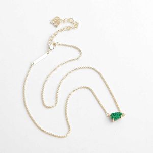 Damesontwerper Kendrascott Fashion Accessories KS -serie Helga Light Gold Jade Green Crystal Cluster Four Claw Short Necklace