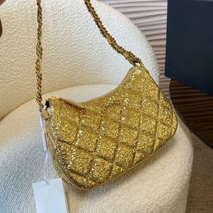 Designer pour femmes Hobo Croissant Sacs sous les bras en métal Gold Metal Matelasse Chain épaule Pourse Classic Mini Diamond Diamond Lattice Luxury Handsbags 23X13CM