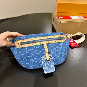 Damesontwerper Old Bloem Denim Blauwe borst Taille Bum Tassen Nylon Verstelbare riem Crossbody Schouder Holder Holder Munt Portemonnee Grote capaciteit Sport Handtassen 40x21cm