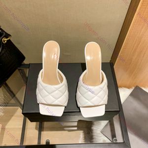 Damesontwerper Gevotte muller schoenen Gevotte sandalen rooster Schaap Leer vierkant teen Multicolor hoge hakken slippers all-match stylist schoenen