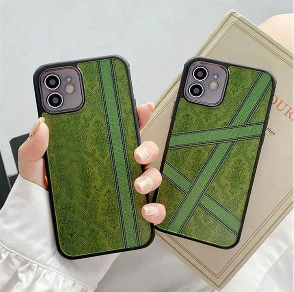 Casos de teléfono de diseñador para mujeres Classic Green Letters Phonecase para iPhone XS 14 Pro Max Plus 13 12 11 Fashion Stripe Shock Propapspaper 2023