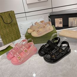 Damesontwerper Sandaal dik platform Sandles Bodem Zomerschoenen Hoogwaardige Casual Beach Sandals Echt lederen sandalen Brandschoenen met doos 10a