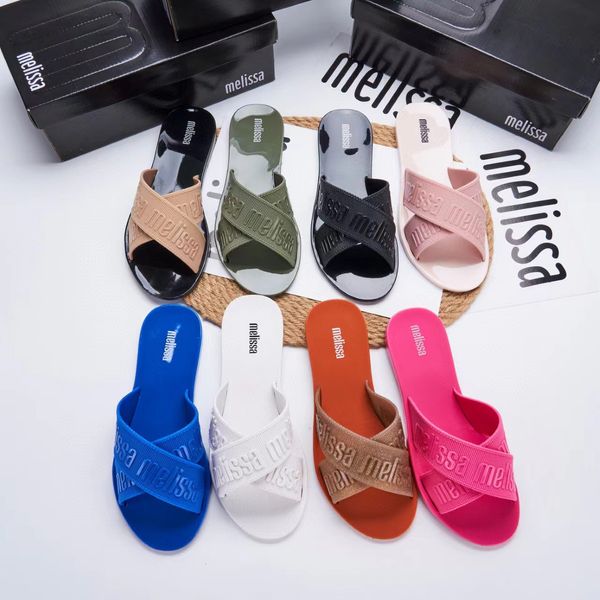 Sandales de créateurs de femmes Luxury Chaussures Melissa Sandales Woody Flat Slide Letter Lands Slippers Womans Pinks Summer Place Place Platform Tolevas Herringbone