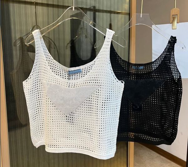 Femmes Designer Tanks Camis Blanc Noir Filles Main Crochet Creux Tricot Lettre Imprimer Débardeur Top Mode De Luxe Femmes Vêtements