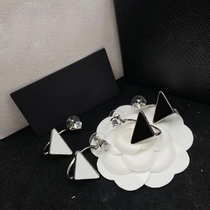 Damesontwerper Triangle Earring Stud Mode Luxe sieraden Slip hanger Parrings heren charme stijlvolle boucles hoepel oorring 2302253BF