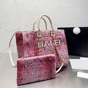 Diseñador para mujer Tweed Tote Bolsas de compras de playa Lona / Cuero Cadena Deauville Hardware de metal dorado Cadena Matelasse Hombro cruzado Bolsos al aire libre 34X28 CM