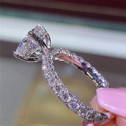 Anneau diamant féminin zircon romantique brillant en pierre ronde mariage mariée bijoux de bijoux de bijoux de fiançailles pour femmes khino