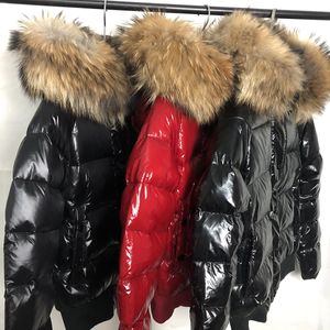 Doudoune femme vraiment à capuche en fourrure de raton laveur Parkas d'hiver rouge vif Manteaux en duvet de canard blanc Veste bomber noire Doudoune imperméable et coupe-vent