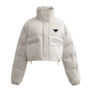 Femmes Down Parkas Puffer Jacket Femmes Designer Mode d'hiver Grand Poket Col montant Veste polyvalente Duvet d'oie blanche Casual Fashion Designer de luxe Outwear